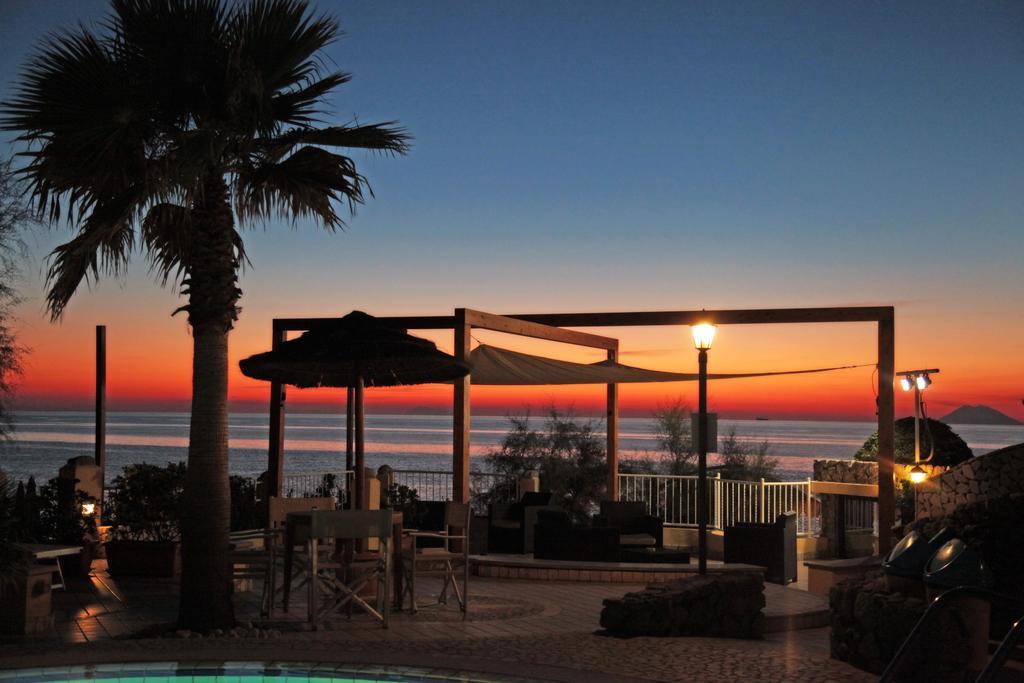Baia Del Godano Resort & Spa Capo Vaticano Exterior photo